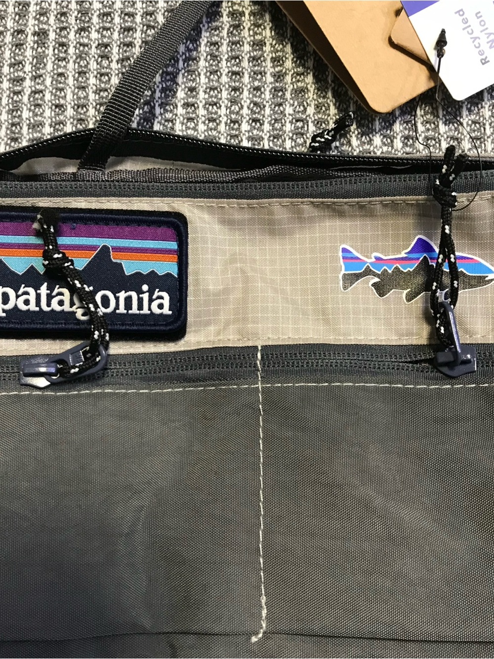 Patagonia Wader Work Station Crossbody Bag - Picture 2 of 6